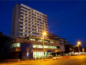 Grand Hotel
