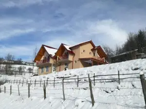 Casa cu Muscate