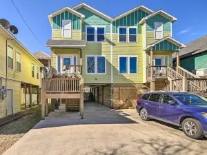 Pet-Friendly Kemah Townhouse Near Beach!