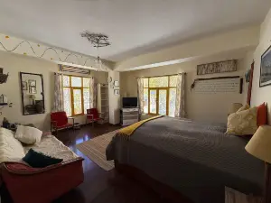 Hotel Deyzor