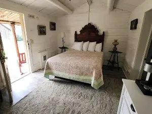 Fairweather Inn