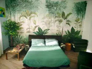 Jungle Sunshine Apartment