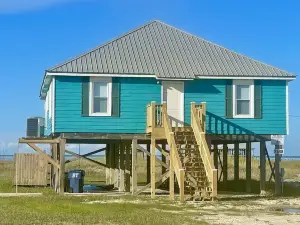 Kayaks - Waterfront - Quiet - Remodeled - 4/2 - Linen Furnished