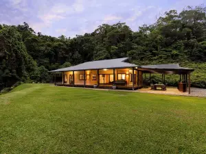 Whyanbeel Valley Retreat - Guest favourite!
