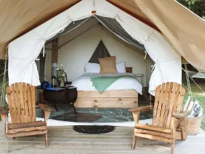 Relax and reconnect at Overlook- Graceful Acres Farmstay at Otter Creek Farm