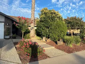 Family-Friendly Retreat with Large Pool near Modesto Perfect for relaxing.