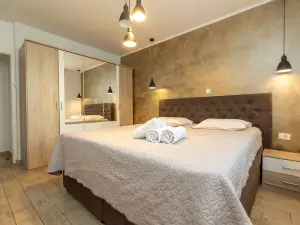 อพาร์ทเมนท์ดีลักซ์ใกล้สะพาน