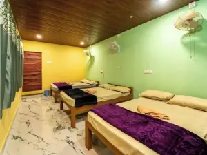 Dandeli Hill View Jungle Stay