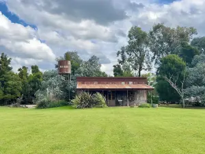 REFUGIO Natural Glamping