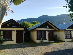 Hotel Brunka Lodge