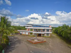 Hotel Ganpati Resort
