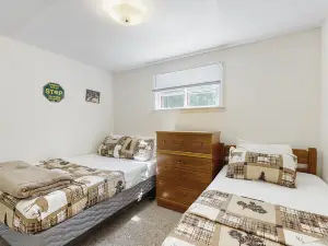 Voyagers Cabin