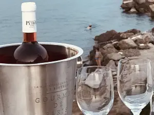 Fotaki's Home - Comfortable Newbuilt 2 Bedroom Home, 20 Meters from the Sea