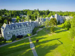 Ashdown Park Hotel
