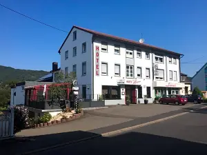 Hosser's Hotel Restaurant