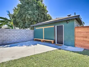 Compton Studio w/ Sunny Patio: Near Airport!