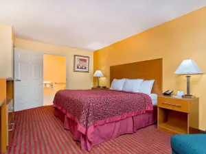 Days Inn by Wyndham Franklin
