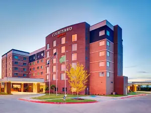 Courtyard Dallas Carrollton and Carrollton Conference Center