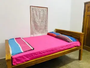 Senthu guest house