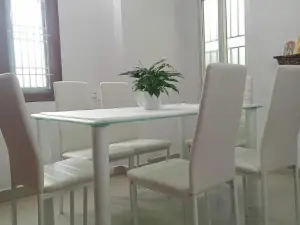 R Homestay