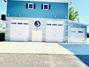 River View & Retreat