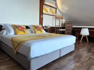 Vaima Waterfront Bungalow