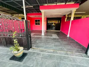 M&M Bendi Homestay