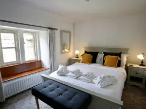 Ashfield House