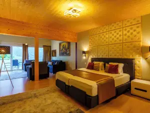 제블릭 호텔 운트 레스토랑 뢰슬리