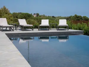 มอน ลักซูรี รูมส์ - สปา