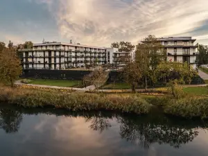 Apartamenty Sun & Snow Sagaris z Basenem