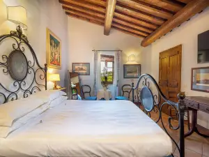 Borgo Mandoleto - Country Resort & Spa