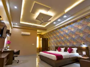 Hotel Shree Palace & Restaurant