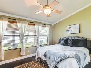 Eagle Mountain Lake Retreat Private Dock and Deck!