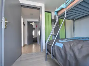 Cosy holiday home by the lake in Saint-Louis