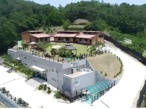 Upo Healing Vill