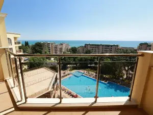 Apart Hotel Golden Line