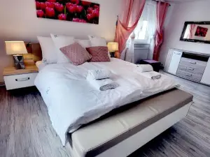 Carpe Diem Lakeside Apartment