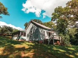 Farm House on the Meramec River and 160 Acres