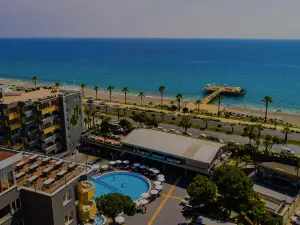 Senza Grand Santana Hotel