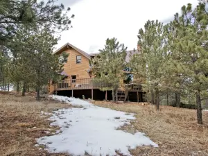 2 Mountain Cabins on 40 acres