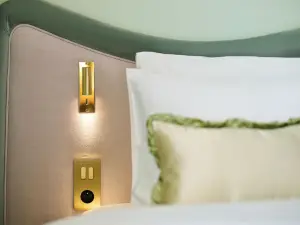 Les Bains De Spa