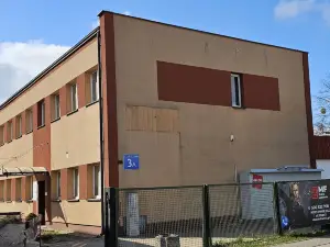 Rest Hostel Airport Modlin