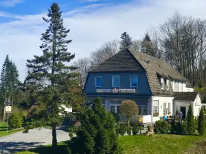 วาลด์โฮเทล พีเทอร์ เอาฟ์ แบร์เกอ