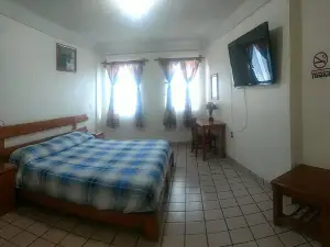 Hotel Monarca