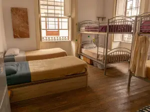 Hostel Albergue la Casa Encantada