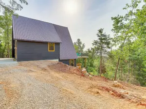 A-frame Hardy Cabin w/ Spring River Views!