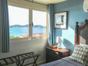 Costa Bonita Private Villas