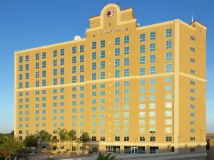 ダブルツリー バイ ヒルトン ホテル モデスト