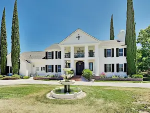 Incredible 6,800 Square Foot Wine Country 5 Bedroom Home